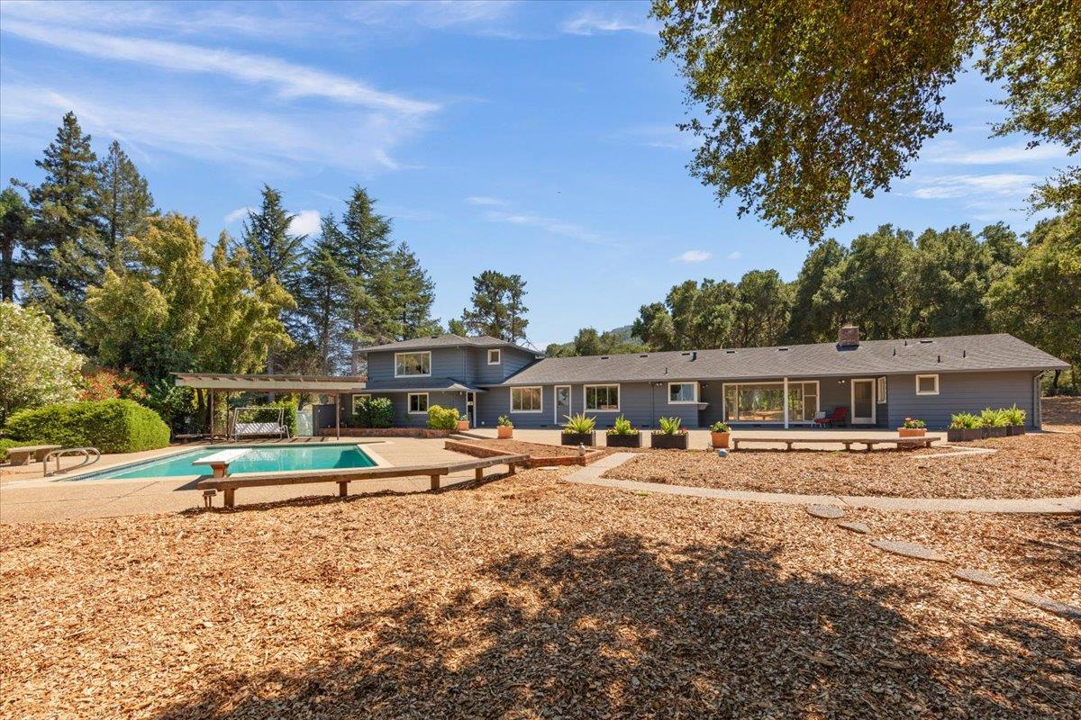 Detail Gallery Image 14 of 25 For 19660 Bainter Way, Los Gatos,  CA 95030 - 4 Beds | 3 Baths