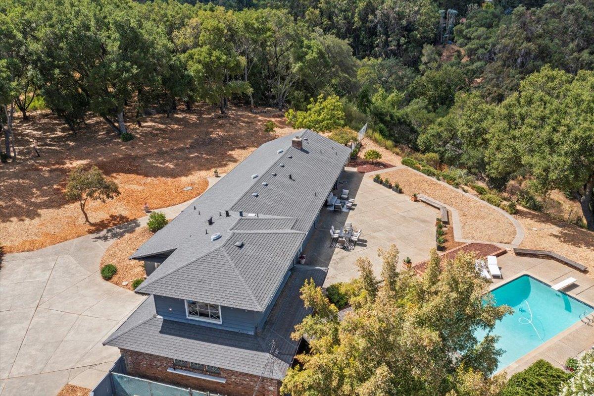 Detail Gallery Image 21 of 25 For 19660 Bainter Way, Los Gatos,  CA 95030 - 4 Beds | 3 Baths
