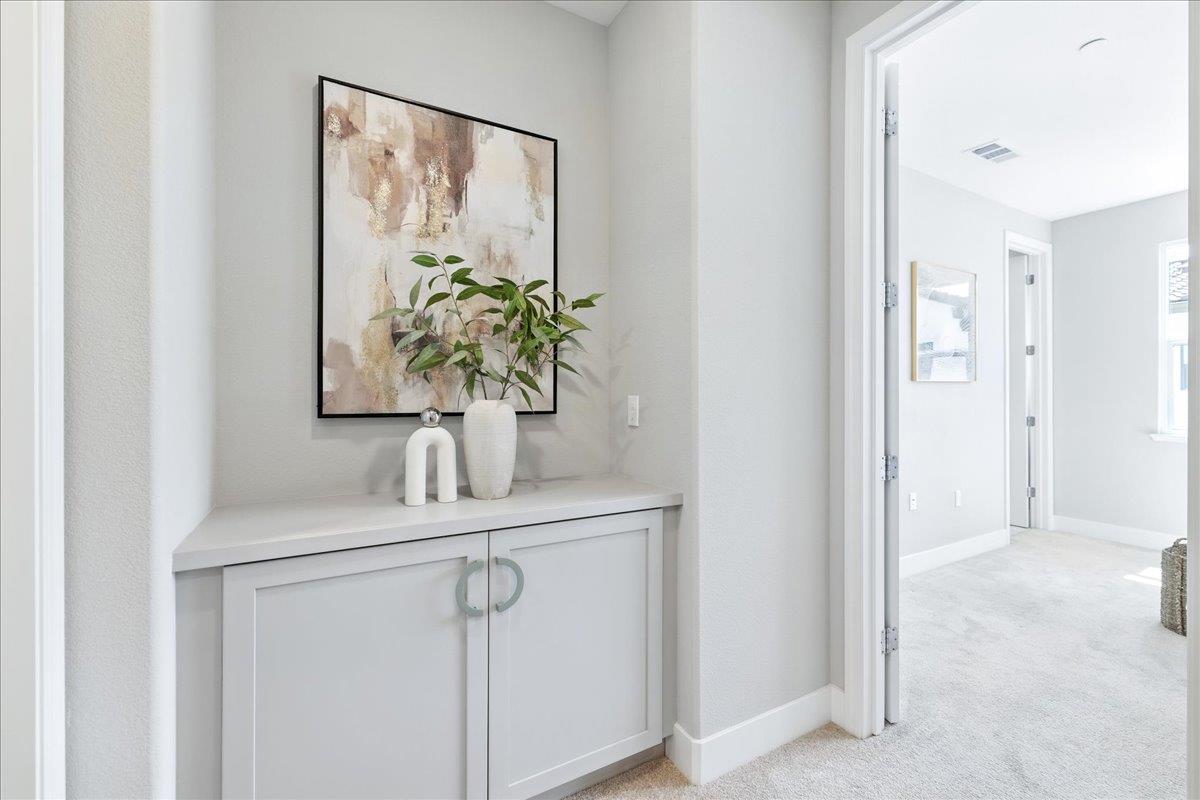 Detail Gallery Image 29 of 60 For 815 Santa Cecilia Ter, Sunnyvale,  CA 94085 - 3 Beds | 3/1 Baths