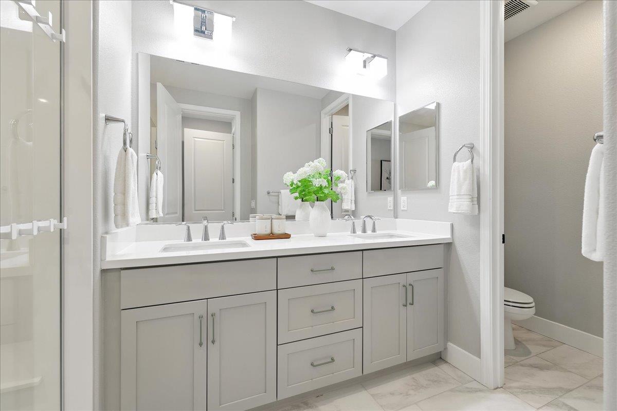 Detail Gallery Image 34 of 60 For 815 Santa Cecilia Ter, Sunnyvale,  CA 94085 - 3 Beds | 3/1 Baths