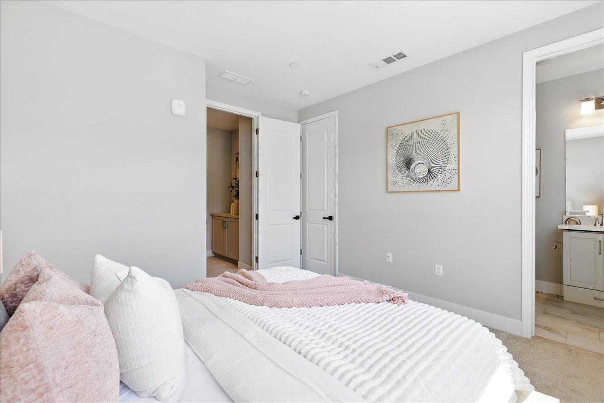 Detail Gallery Image 41 of 60 For 815 Santa Cecilia Ter, Sunnyvale,  CA 94085 - 3 Beds | 3/1 Baths
