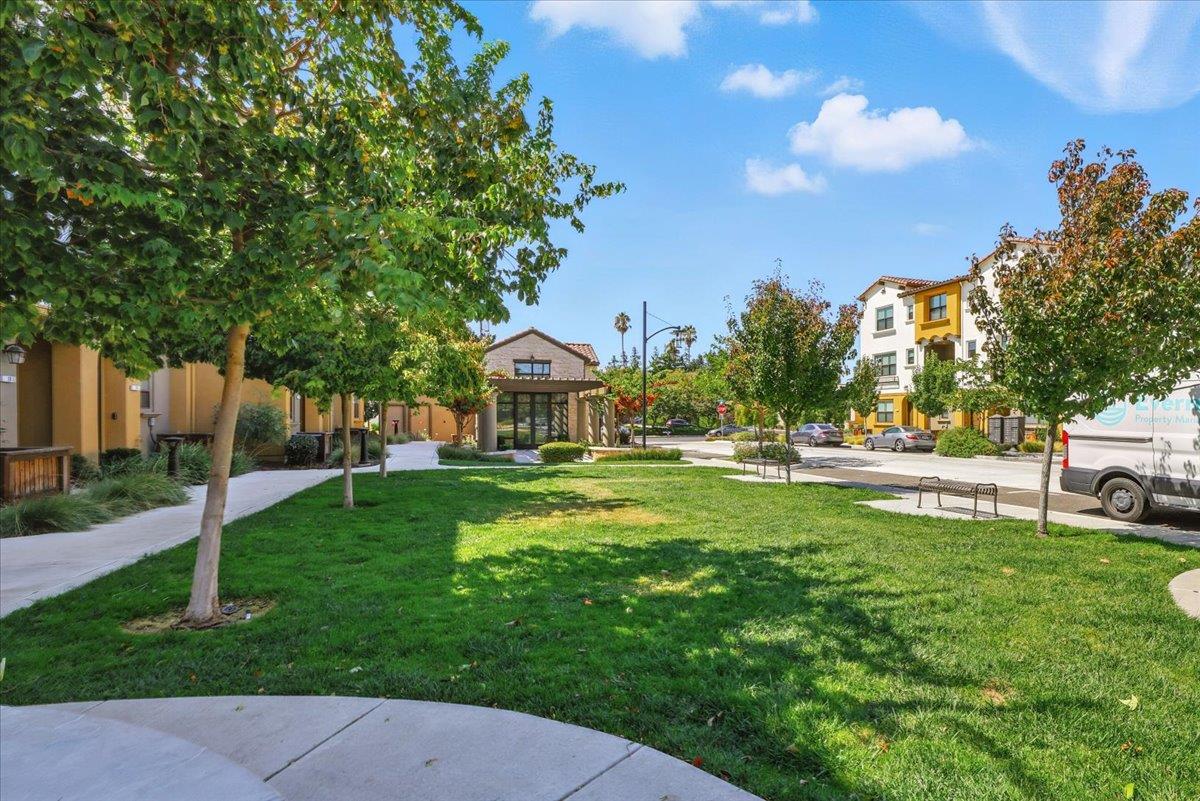 Detail Gallery Image 57 of 60 For 815 Santa Cecilia Ter, Sunnyvale,  CA 94085 - 3 Beds | 3/1 Baths