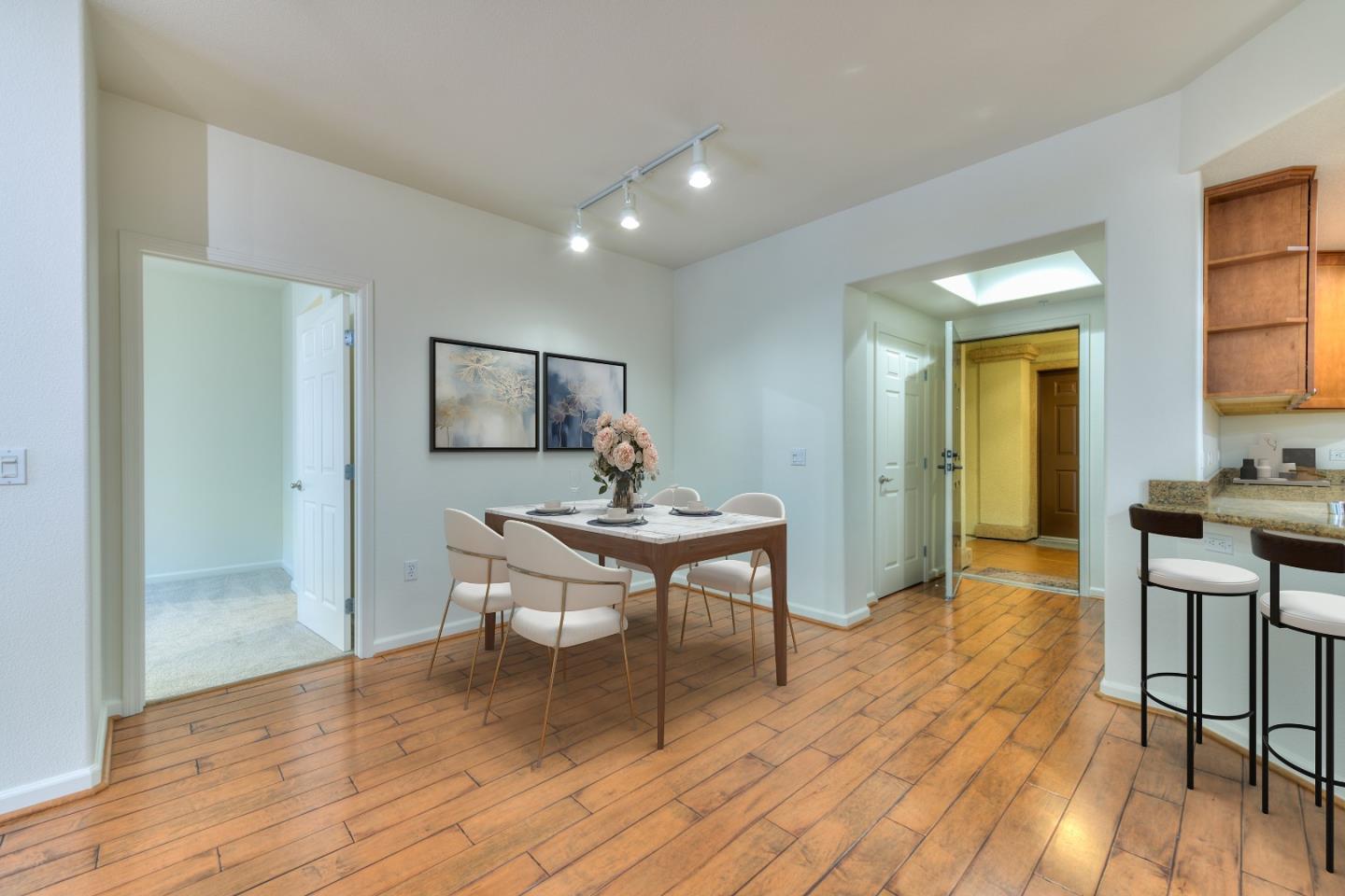 Detail Gallery Image 13 of 52 For 800 S Abel St #219,  Milpitas,  CA 95035 - 2 Beds | 2 Baths