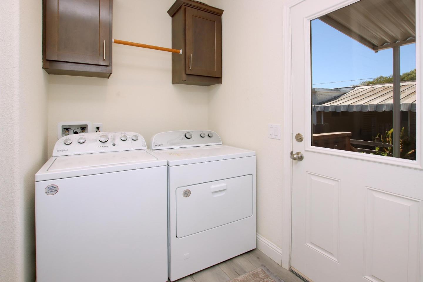 Detail Gallery Image 14 of 33 For 1099 38th Ave #33,  Santa Cruz,  CA 95062 - 4 Beds | 2 Baths