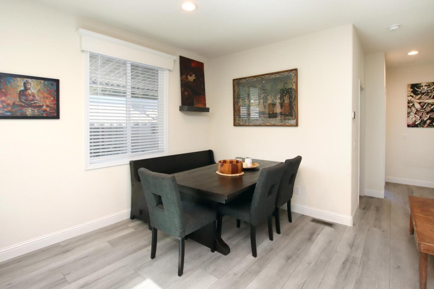 Detail Gallery Image 16 of 33 For 1099 38th Ave #33,  Santa Cruz,  CA 95062 - 4 Beds | 2 Baths