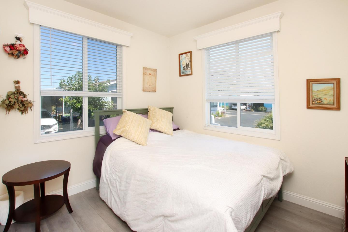 Detail Gallery Image 19 of 33 For 1099 38th Ave #33,  Santa Cruz,  CA 95062 - 4 Beds | 2 Baths