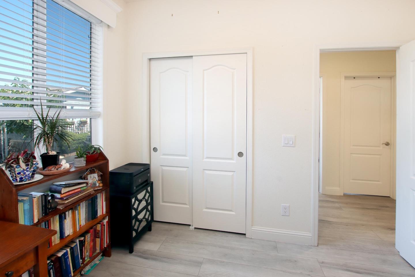 Detail Gallery Image 22 of 33 For 1099 38th Ave #33,  Santa Cruz,  CA 95062 - 4 Beds | 2 Baths
