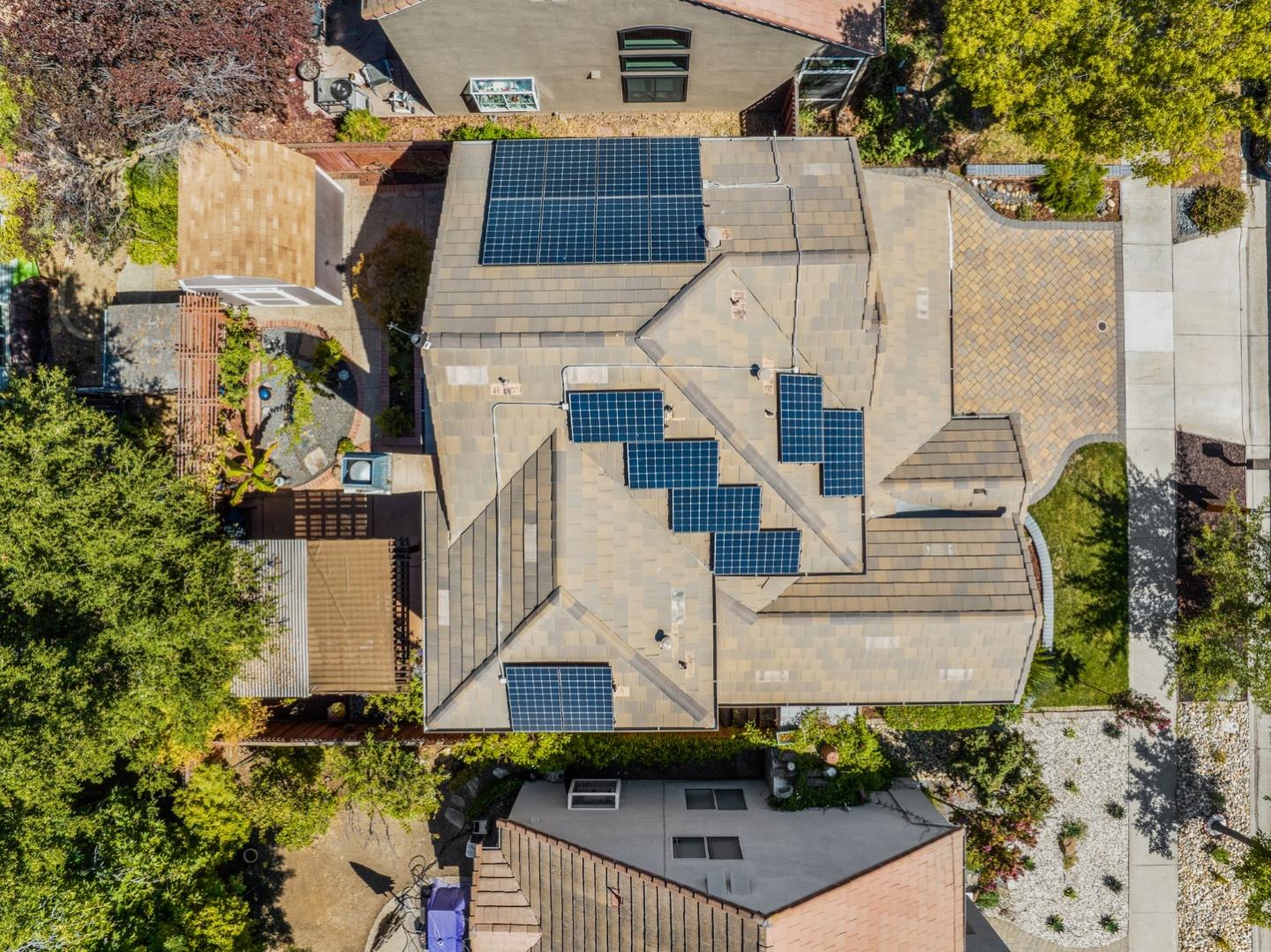 Detail Gallery Image 28 of 38 For 1655 Tupolo Dr, San Jose,  CA 95124 - 4 Beds | 3 Baths