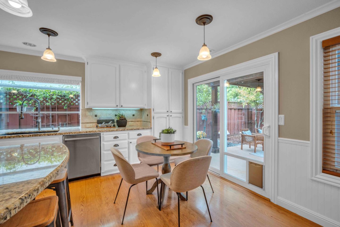Detail Gallery Image 7 of 38 For 1655 Tupolo Dr, San Jose,  CA 95124 - 4 Beds | 3 Baths