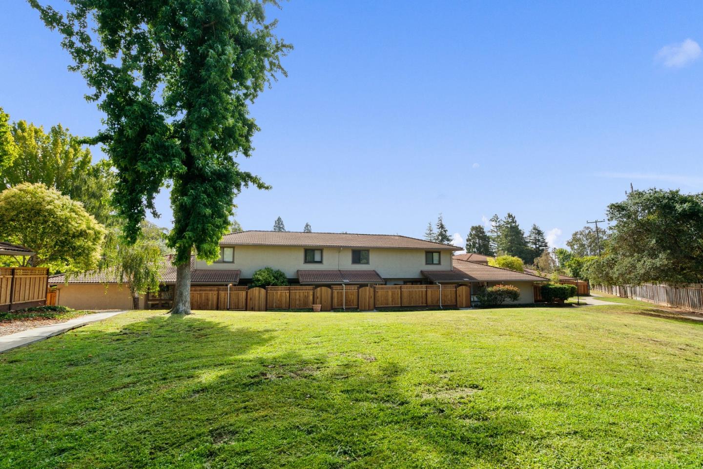 Detail Gallery Image 24 of 30 For 153 Peach Ter, Santa Cruz,  CA 95060 - 2 Beds | 1 Baths