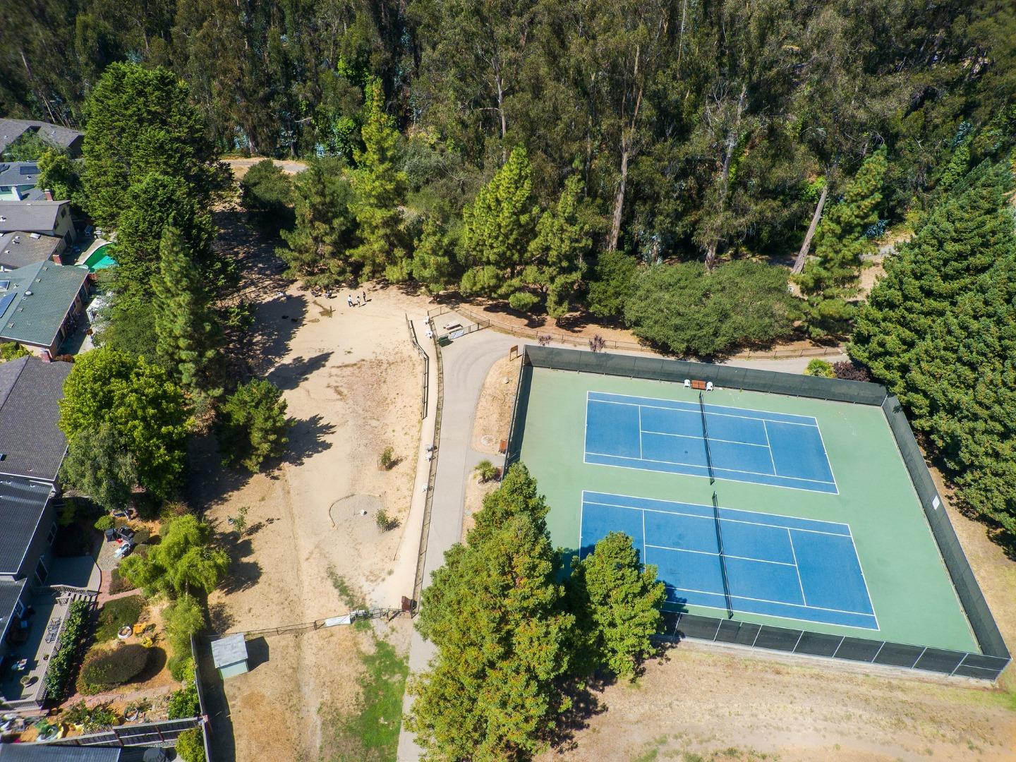 Detail Gallery Image 30 of 30 For 153 Peach Ter, Santa Cruz,  CA 95060 - 2 Beds | 1 Baths