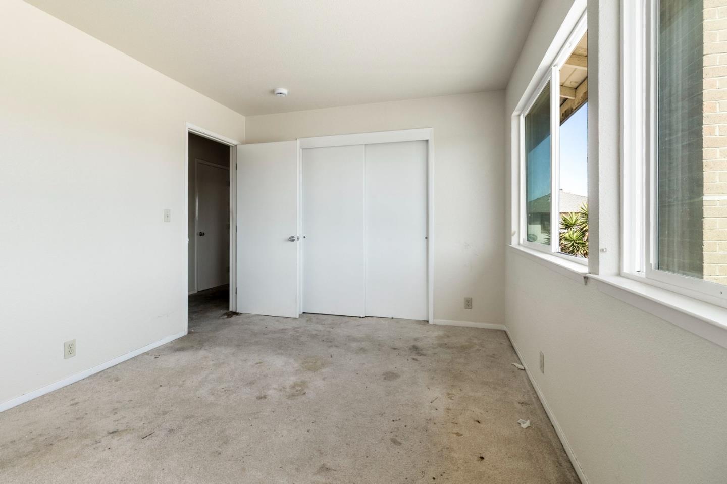 Detail Gallery Image 27 of 42 For 220 Mortimer Ln, Marina,  CA 93933 - 5 Beds | 3 Baths