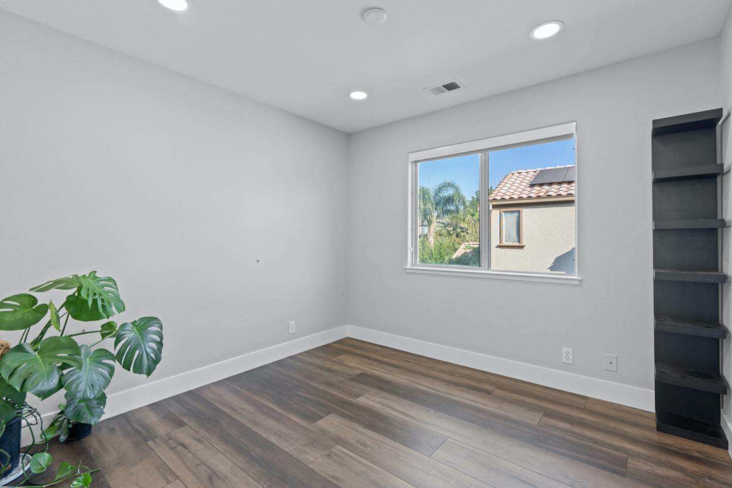 Detail Gallery Image 24 of 51 For 16935 Pine Way, Morgan Hill,  CA 95037 - 4 Beds | 3 Baths