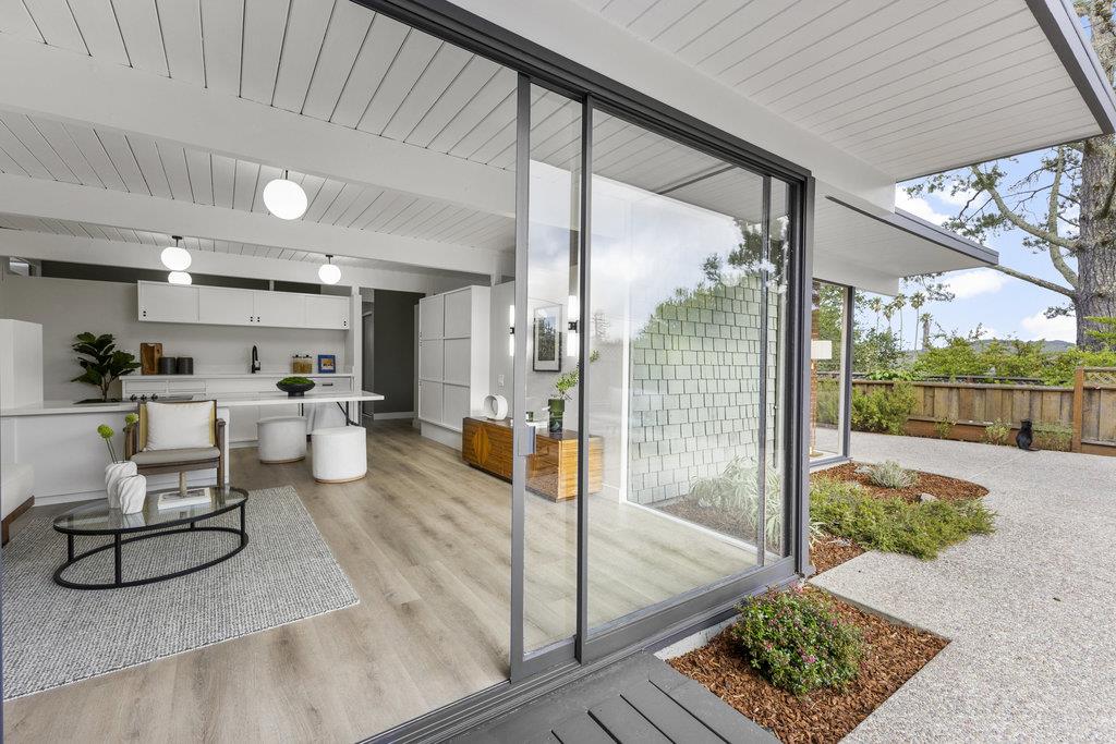 Detail Gallery Image 32 of 78 For 2055 Ticonderoga Dr, San Mateo,  CA 94402 - 4 Beds | 3 Baths