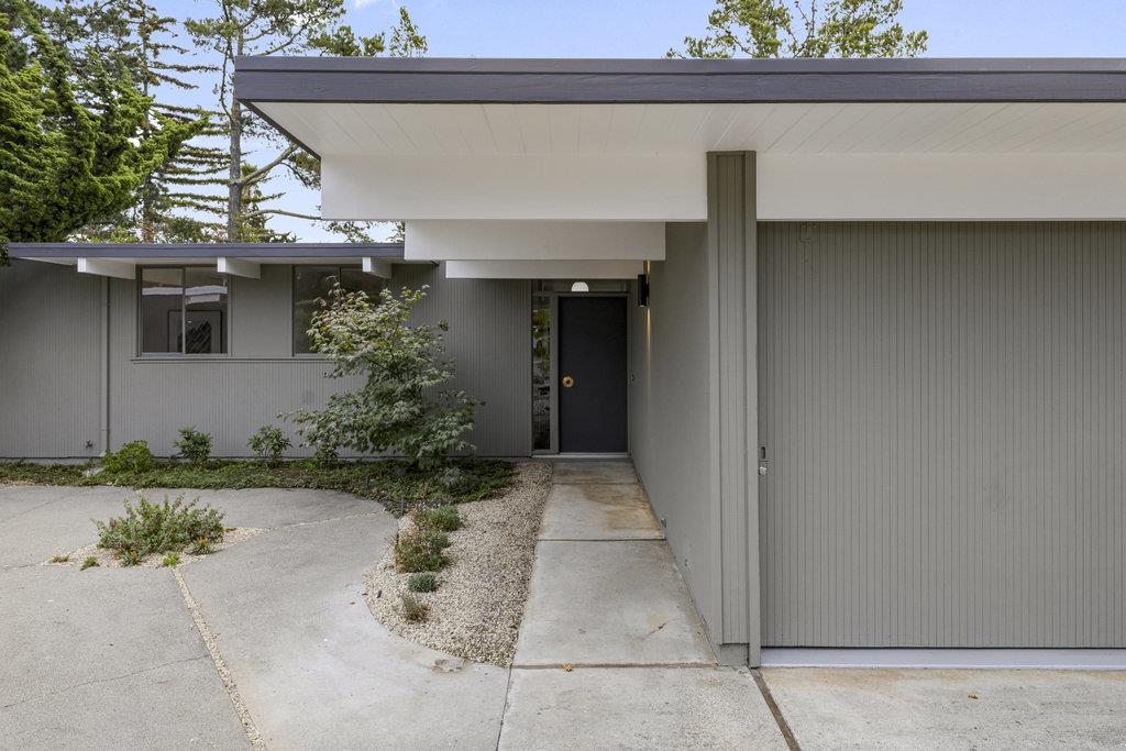 Detail Gallery Image 6 of 78 For 2055 Ticonderoga Dr, San Mateo,  CA 94402 - 4 Beds | 3 Baths