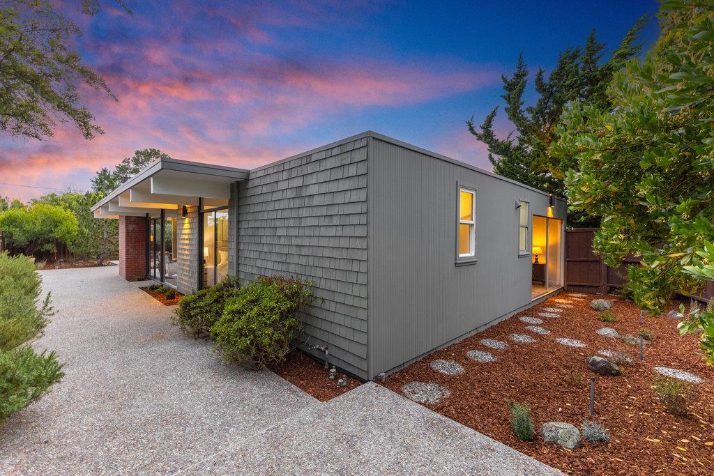 Detail Gallery Image 64 of 78 For 2055 Ticonderoga Dr, San Mateo,  CA 94402 - 4 Beds | 3 Baths
