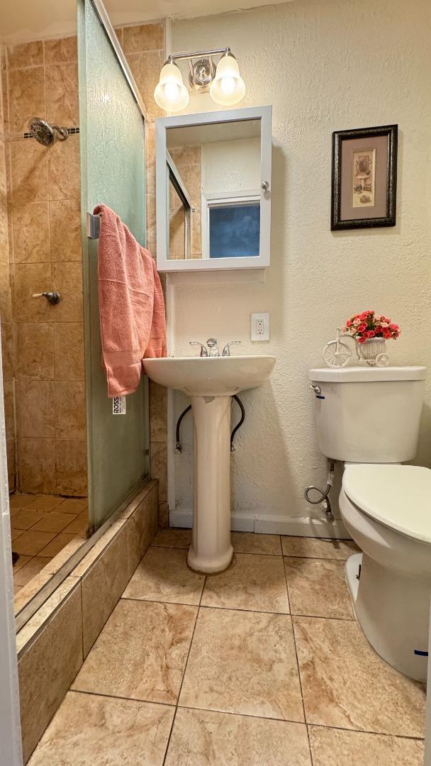 Detail Gallery Image 21 of 28 For 4573 Bolero Dr, San Jose,  CA 95111 - 4 Beds | 2 Baths