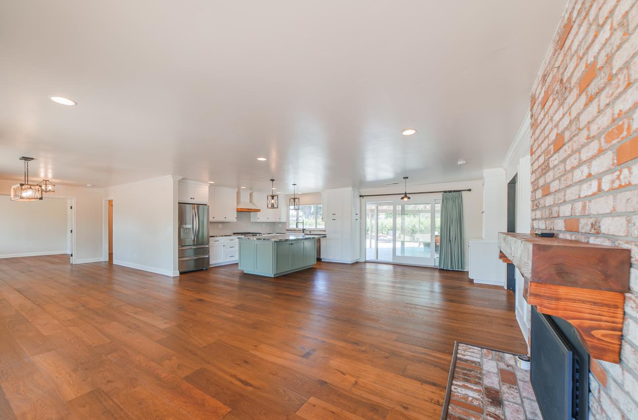 Detail Gallery Image 22 of 56 For 22125 Ranchito Dr, Salinas,  CA 93908 - 3 Beds | 2/1 Baths