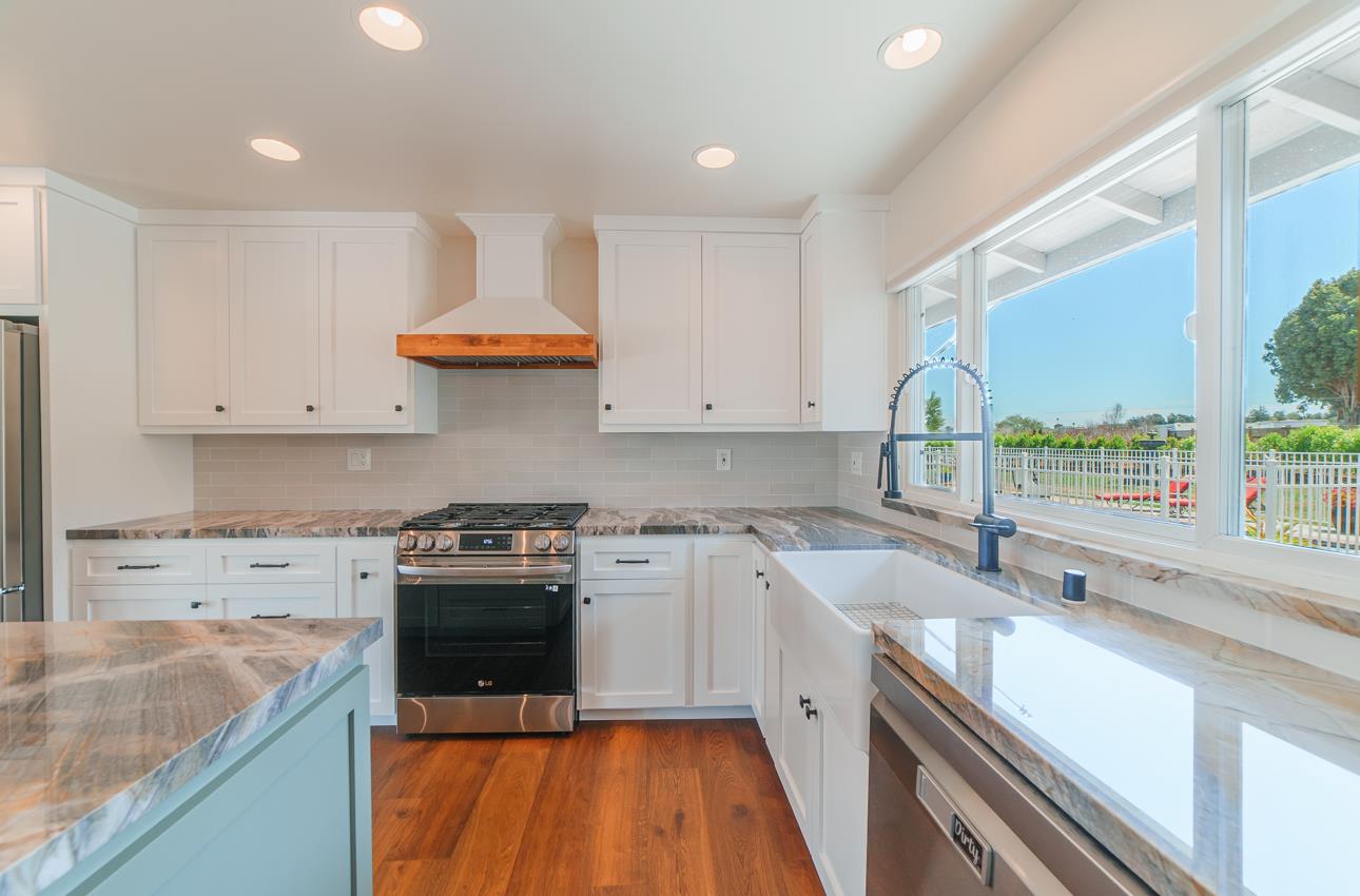 Detail Gallery Image 26 of 56 For 22125 Ranchito Dr, Salinas,  CA 93908 - 3 Beds | 2/1 Baths