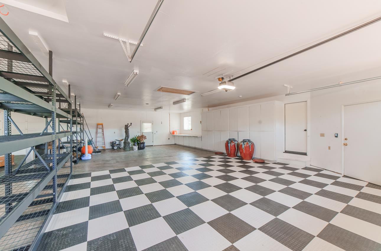 Detail Gallery Image 55 of 56 For 22125 Ranchito Dr, Salinas,  CA 93908 - 3 Beds | 2/1 Baths