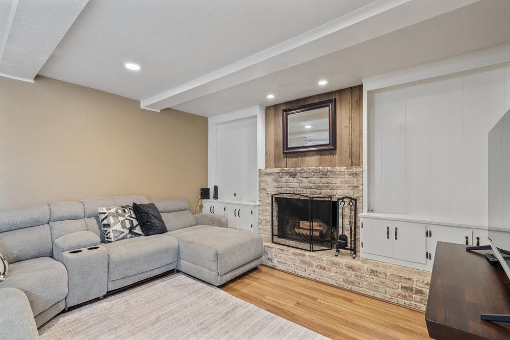 Detail Gallery Image 16 of 35 For 1301 3rd St, Gilroy,  CA 95020 - 3 Beds | 2 Baths