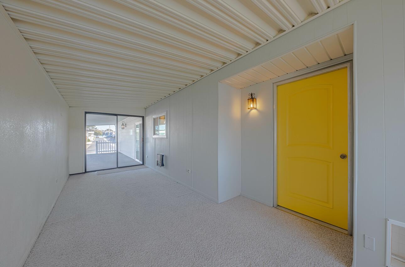 Detail Gallery Image 6 of 56 For 155 Kern St #144,  Salinas,  CA 93905 - 2 Beds | 2 Baths