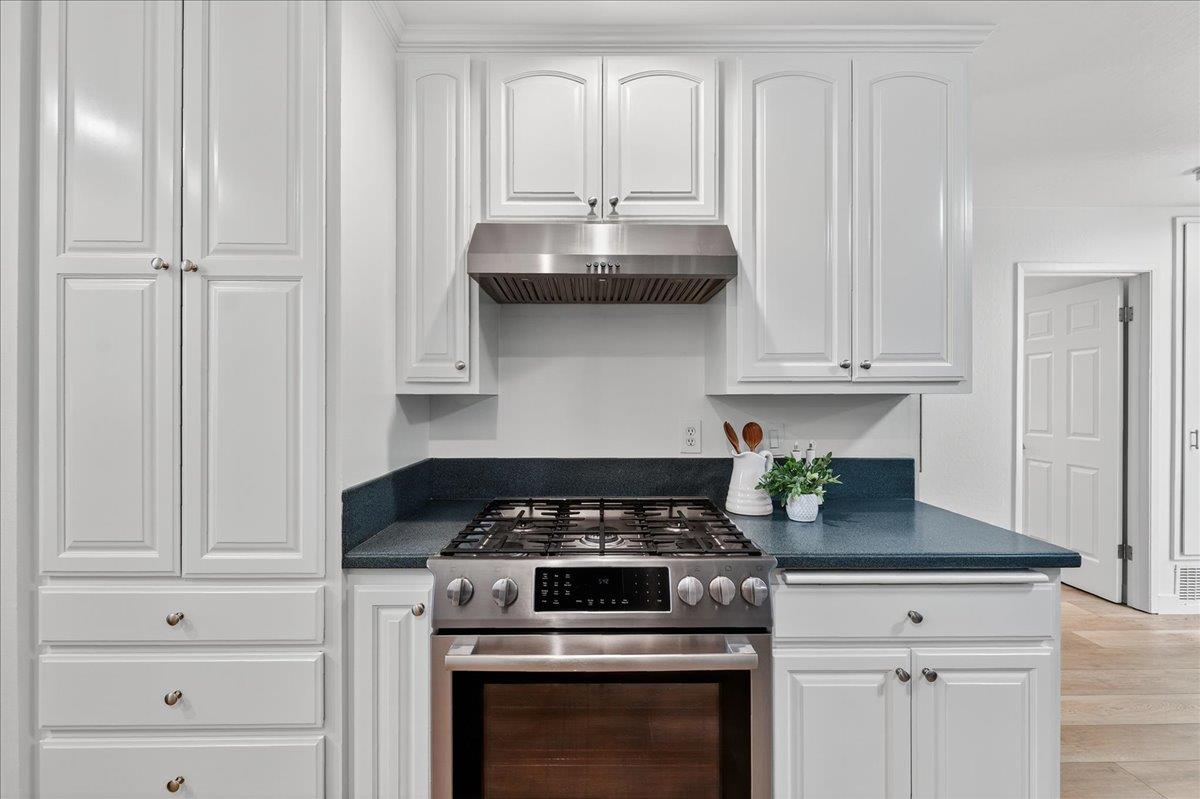 Detail Gallery Image 16 of 62 For 3720 Century Dr, Campbell,  CA 95008 - 4 Beds | 2 Baths