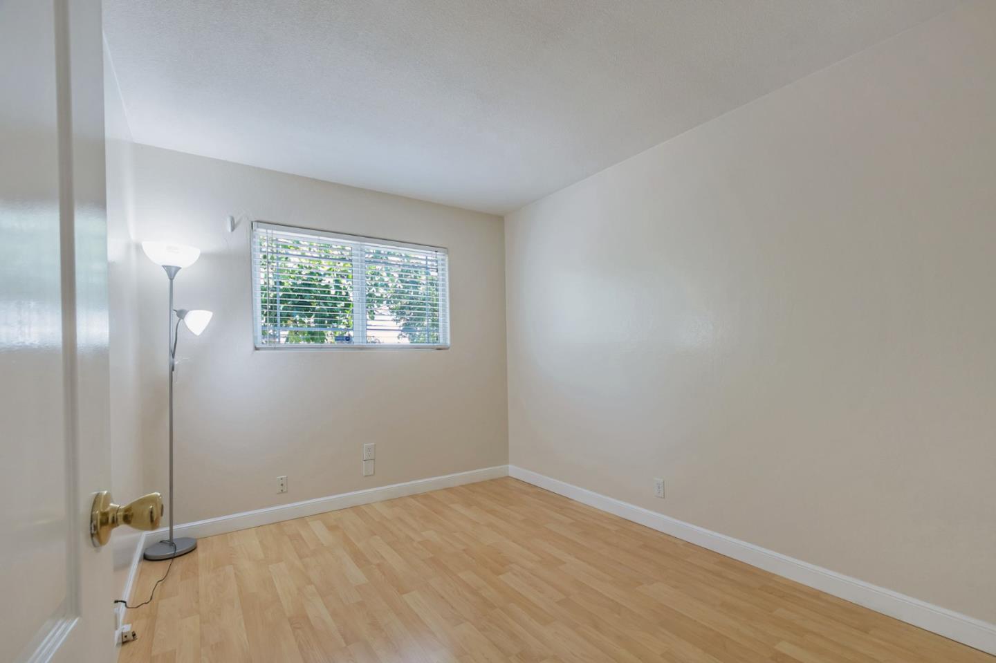 Detail Gallery Image 21 of 30 For 2895 Burdick Way, San Jose,  CA 95148 - 4 Beds | 2 Baths
