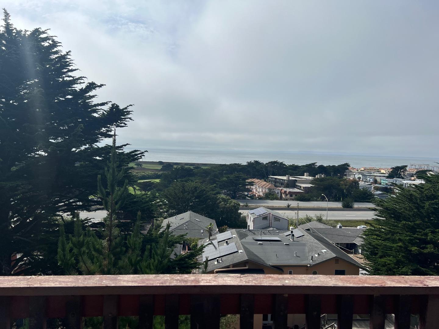 Detail Gallery Image 6 of 16 For 52 Frances Ave, Pacifica,  CA 94044 - 3 Beds | 2 Baths