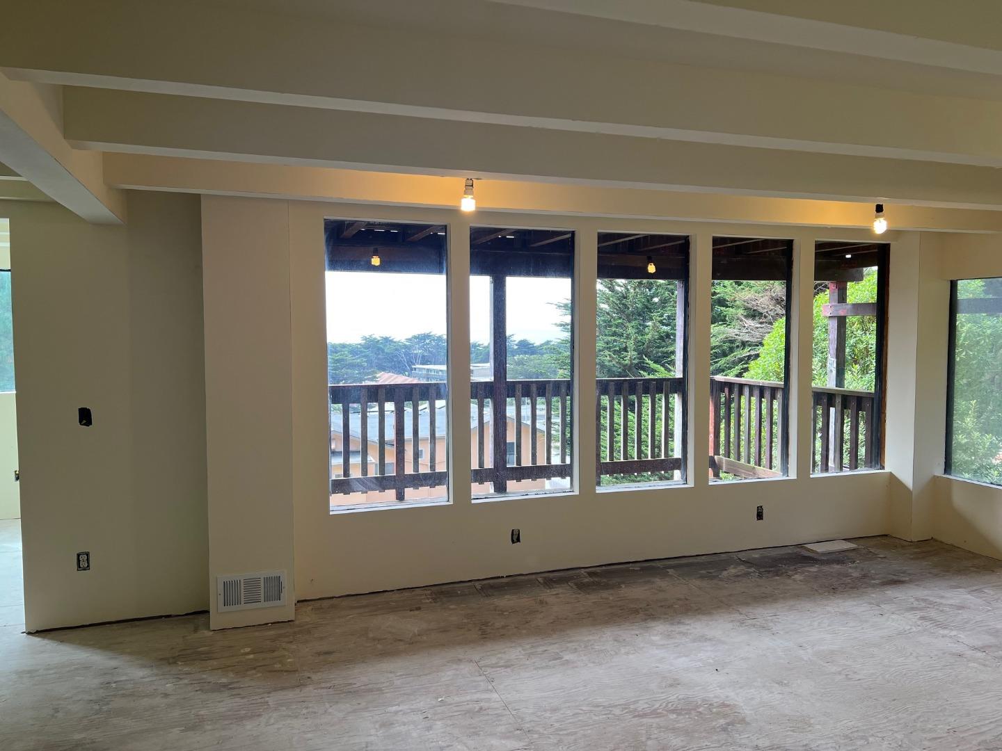 Detail Gallery Image 7 of 16 For 52 Frances Ave, Pacifica,  CA 94044 - 3 Beds | 2 Baths