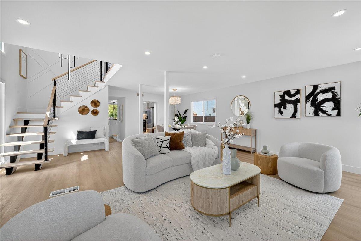 Detail Gallery Image 6 of 76 For 419 Avenida Palmas, San Jose,  CA 95123 - 4 Beds | 2/1 Baths