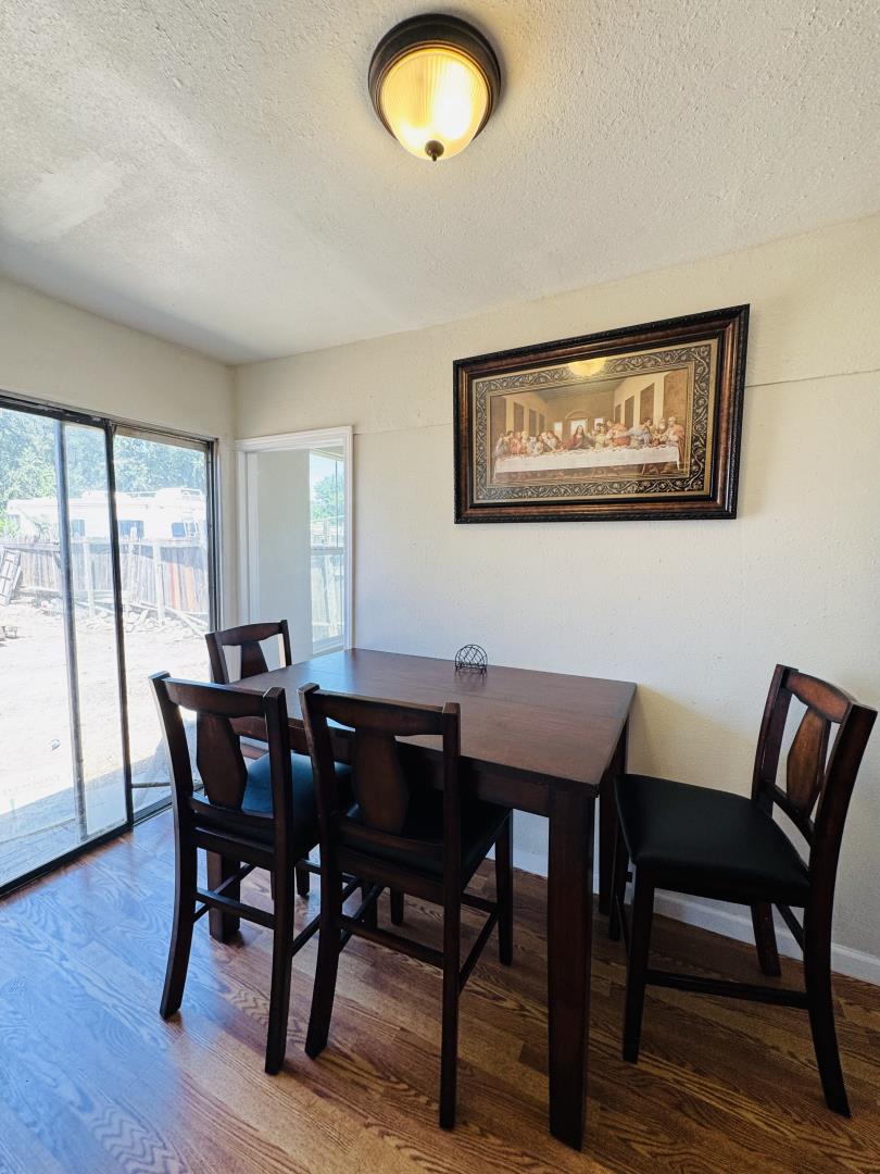 Detail Gallery Image 5 of 19 For 4319 E Washington St, Stockton,  CA 95215 - 2 Beds | 1 Baths
