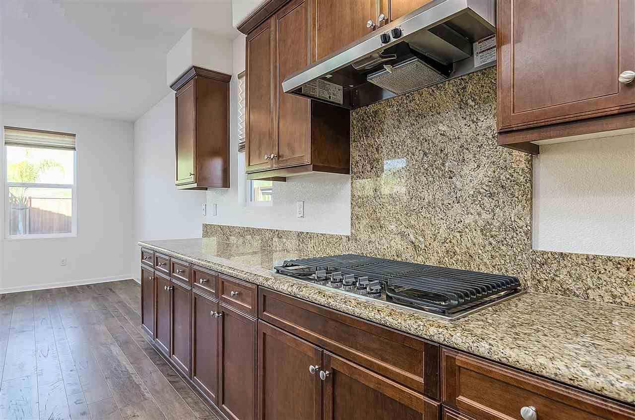 Detail Gallery Image 10 of 24 For 2968 Alves Ranch Rd, Pittsburg,  CA 94565 - 3 Beds | 2/1 Baths