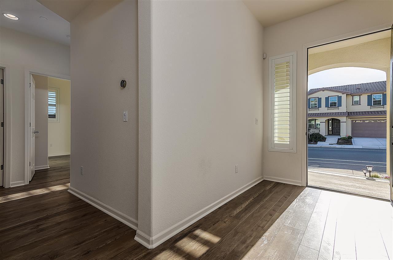 Detail Gallery Image 3 of 24 For 2968 Alves Ranch Rd, Pittsburg,  CA 94565 - 3 Beds | 2/1 Baths