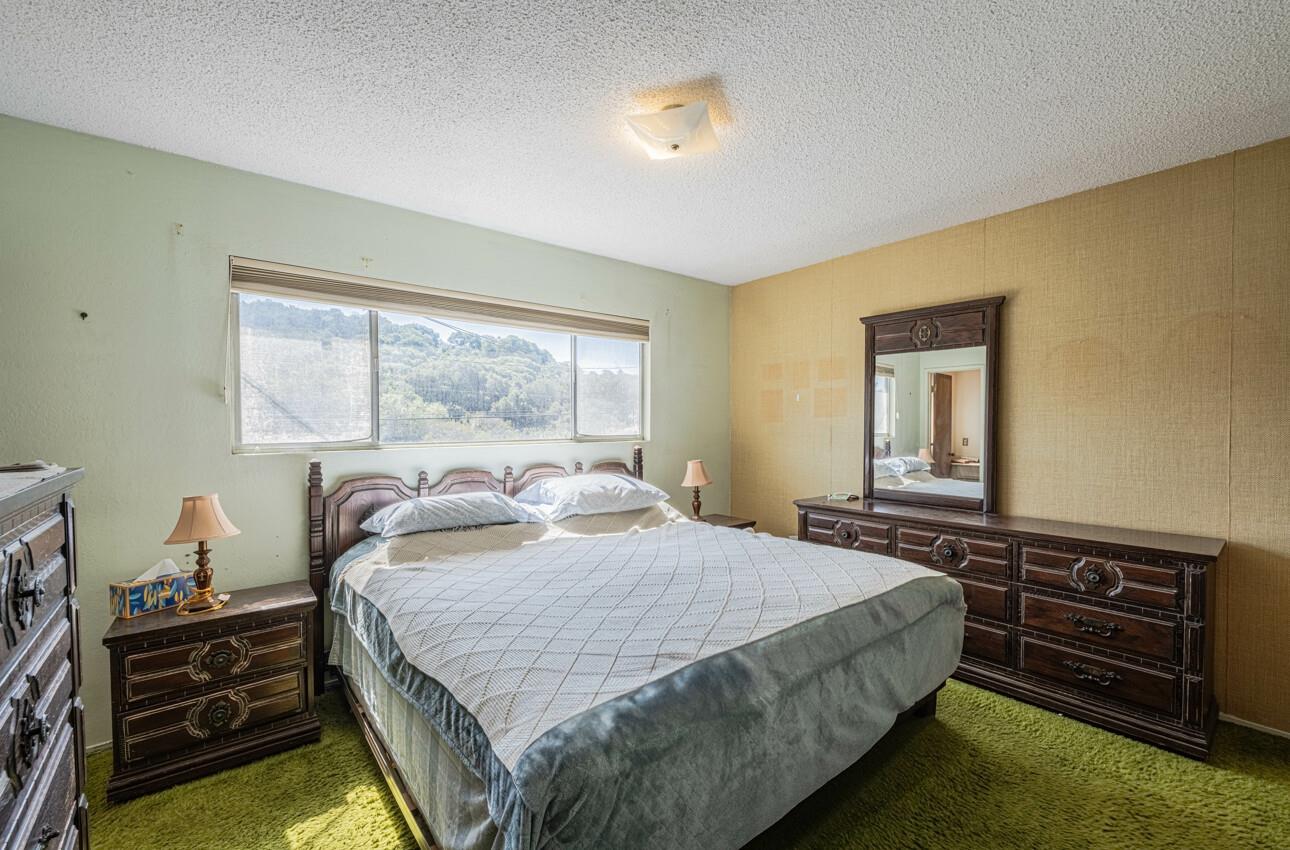 Detail Gallery Image 11 of 24 For 11 Montclair Pl, Salinas,  CA 93907 - 3 Beds | 2 Baths