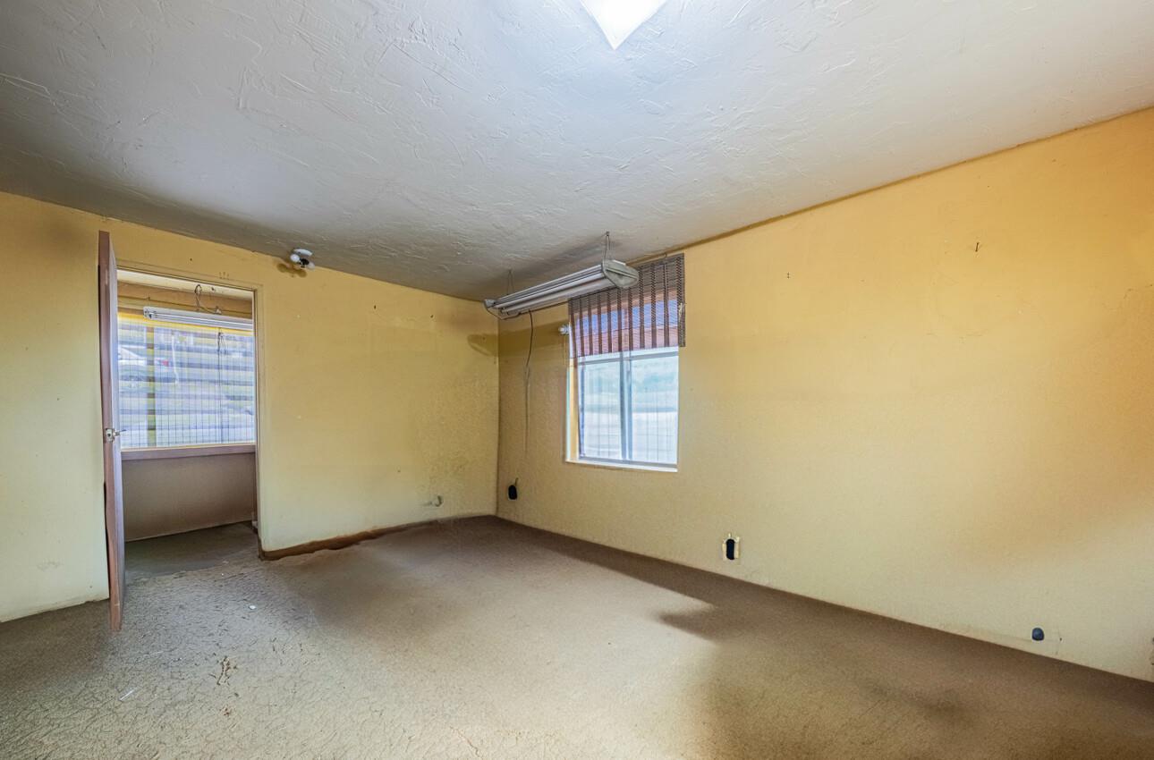 Detail Gallery Image 16 of 24 For 11 Montclair Pl, Salinas,  CA 93907 - 3 Beds | 2 Baths
