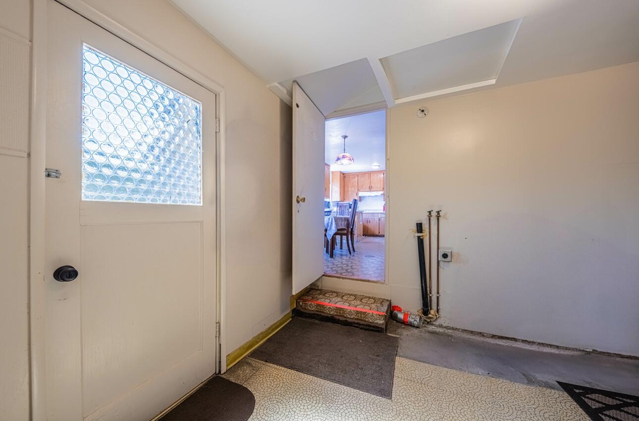 Detail Gallery Image 19 of 24 For 11 Montclair Pl, Salinas,  CA 93907 - 3 Beds | 2 Baths