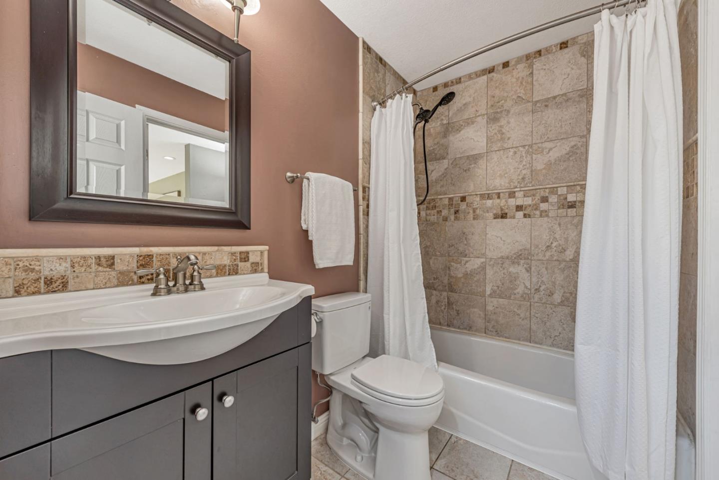 Detail Gallery Image 37 of 47 For 2559 Lancaster Ct, Santa Clara,  CA 95051 - 3 Beds | 2 Baths