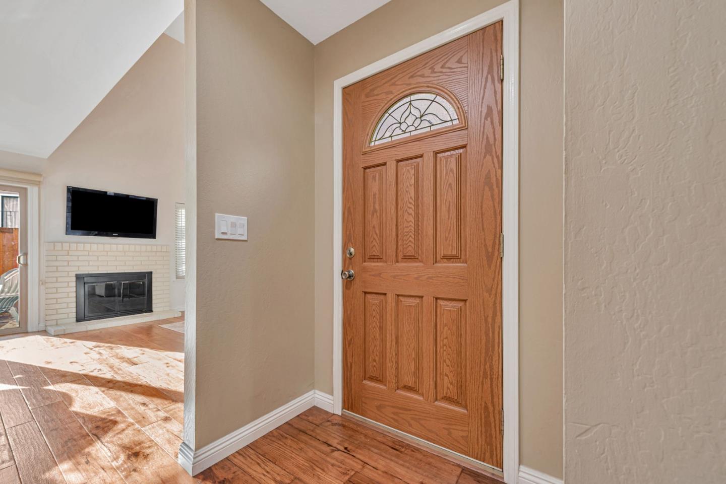 Detail Gallery Image 6 of 47 For 2559 Lancaster Ct, Santa Clara,  CA 95051 - 3 Beds | 2 Baths