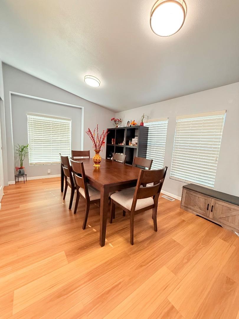 Detail Gallery Image 7 of 21 For 510 Saddlebrook Dr #276,  San Jose,  CA 95136 - 3 Beds | 2 Baths