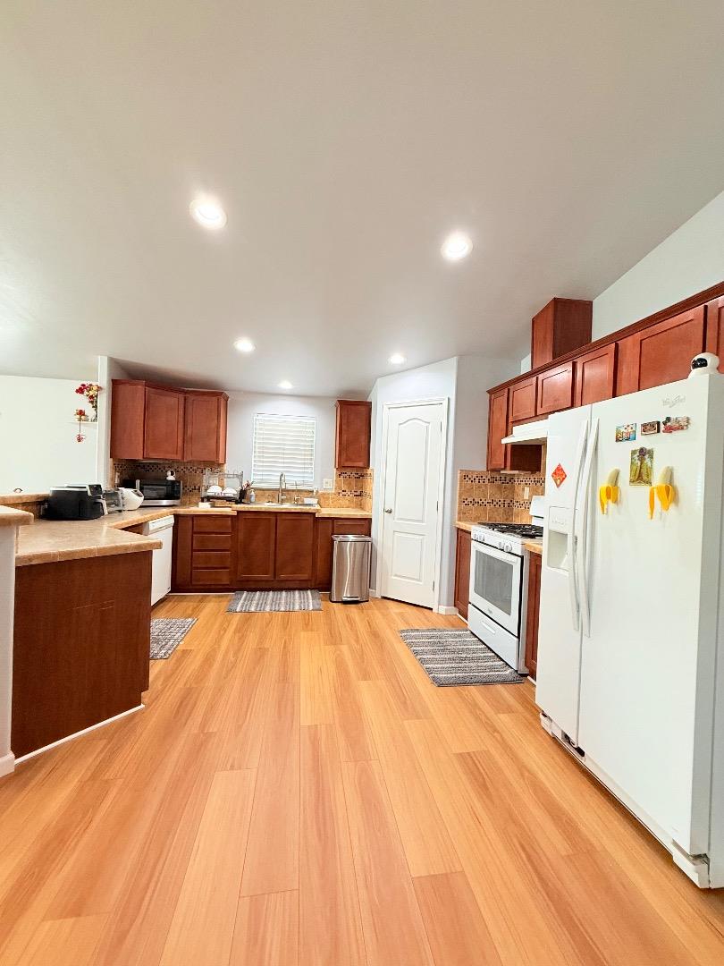 Detail Gallery Image 9 of 21 For 510 Saddlebrook Dr #276,  San Jose,  CA 95136 - 3 Beds | 2 Baths