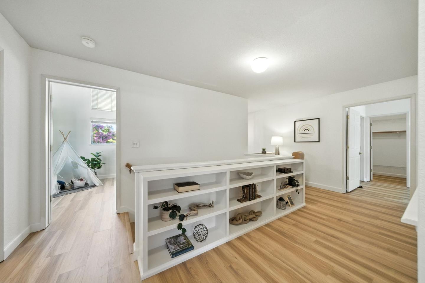 Detail Gallery Image 14 of 32 For 1142 Trevino Ter, San Jose,  CA 95120 - 3 Beds | 2/1 Baths
