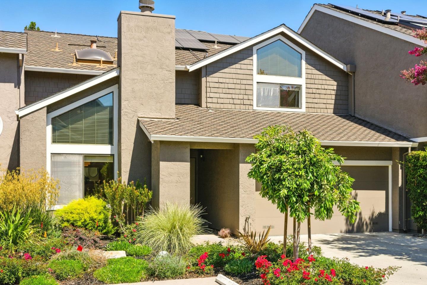 Detail Gallery Image 2 of 32 For 1142 Trevino Ter, San Jose,  CA 95120 - 3 Beds | 2/1 Baths