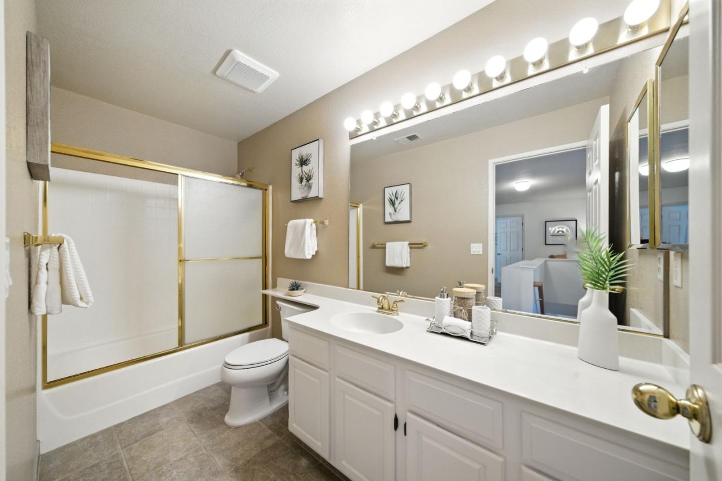 Detail Gallery Image 20 of 32 For 1142 Trevino Ter, San Jose,  CA 95120 - 3 Beds | 2/1 Baths
