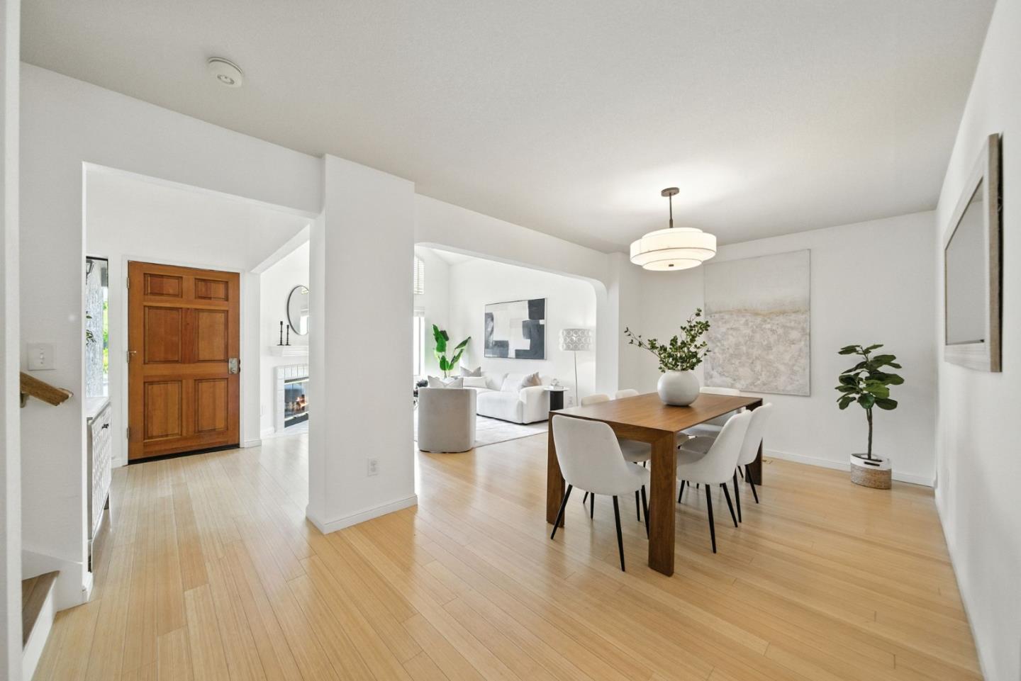 Detail Gallery Image 6 of 32 For 1142 Trevino Ter, San Jose,  CA 95120 - 3 Beds | 2/1 Baths