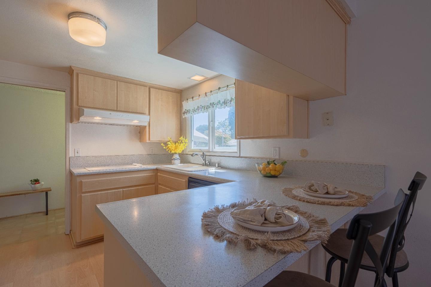 Detail Gallery Image 20 of 54 For 23020 Guidotti Dr, Salinas,  CA 93908 - 5 Beds | 3 Baths
