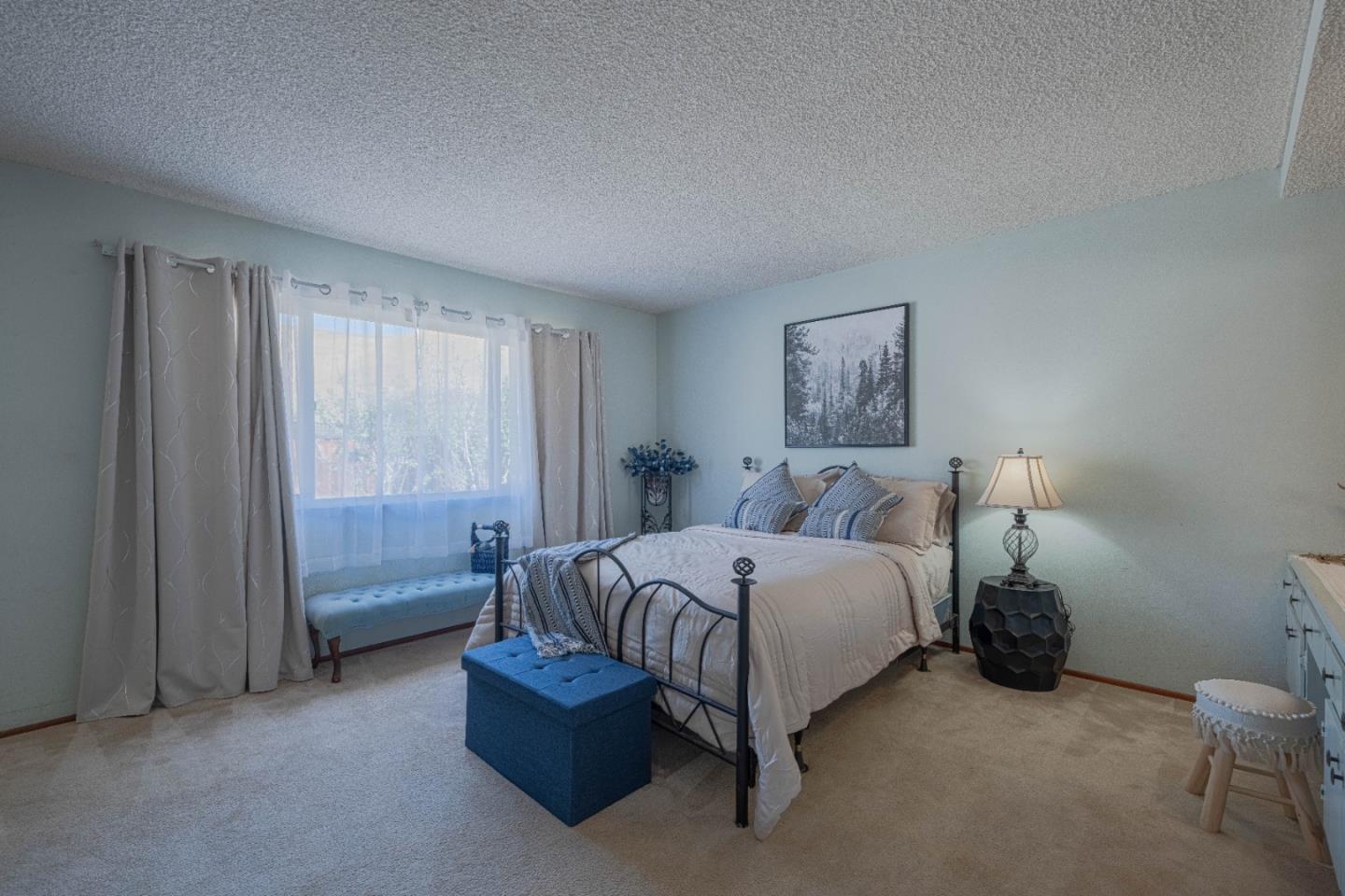 Detail Gallery Image 26 of 54 For 23020 Guidotti Dr, Salinas,  CA 93908 - 5 Beds | 3 Baths
