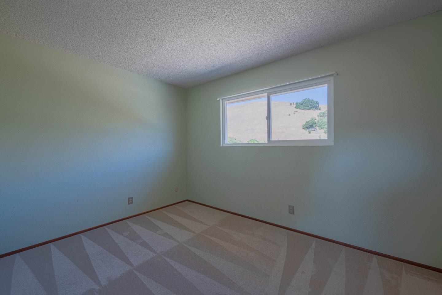 Detail Gallery Image 40 of 54 For 23020 Guidotti Dr, Salinas,  CA 93908 - 5 Beds | 3 Baths