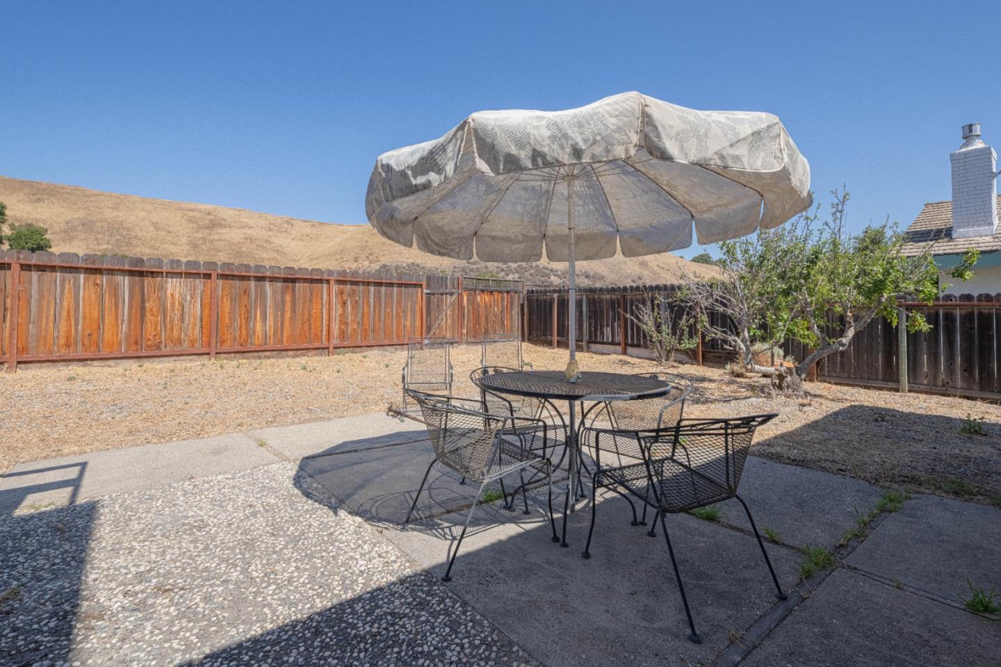 Detail Gallery Image 51 of 54 For 23020 Guidotti Dr, Salinas,  CA 93908 - 5 Beds | 3 Baths