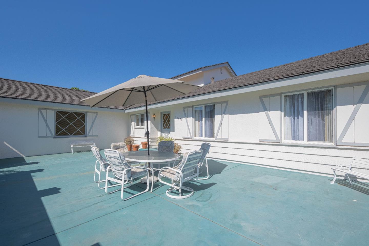 Detail Gallery Image 6 of 54 For 23020 Guidotti Dr, Salinas,  CA 93908 - 5 Beds | 3 Baths